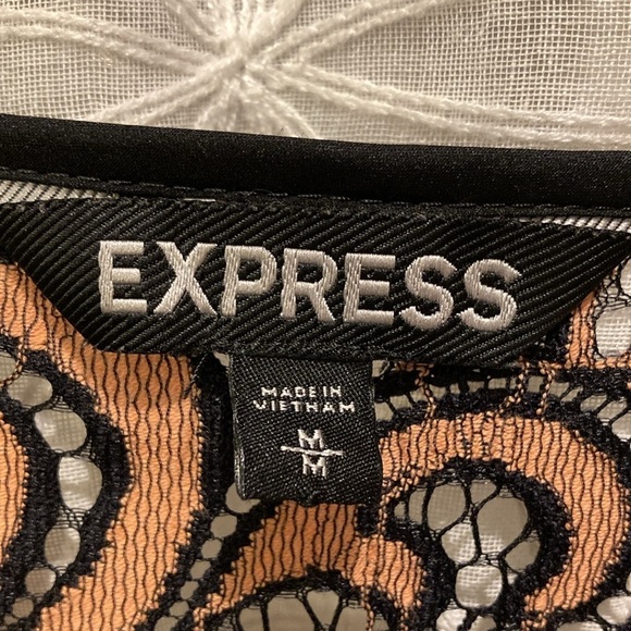 Express Top - Picture 6 of 12